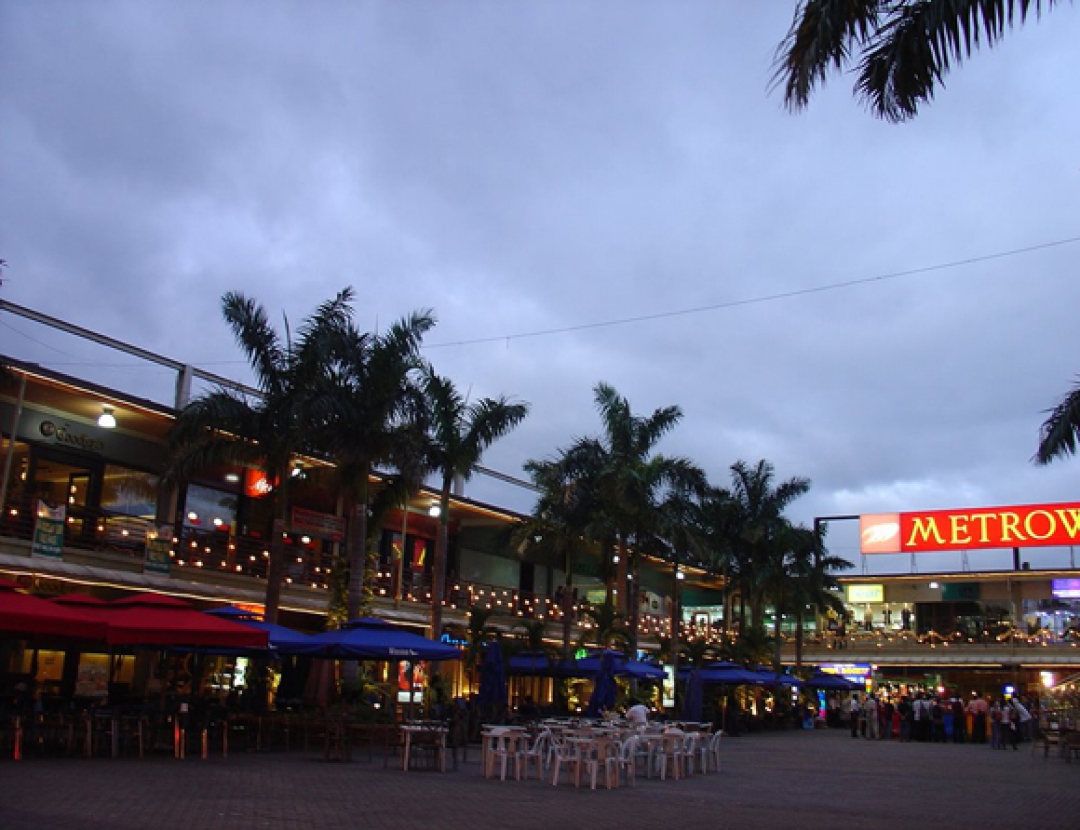 Metrowalk Manila